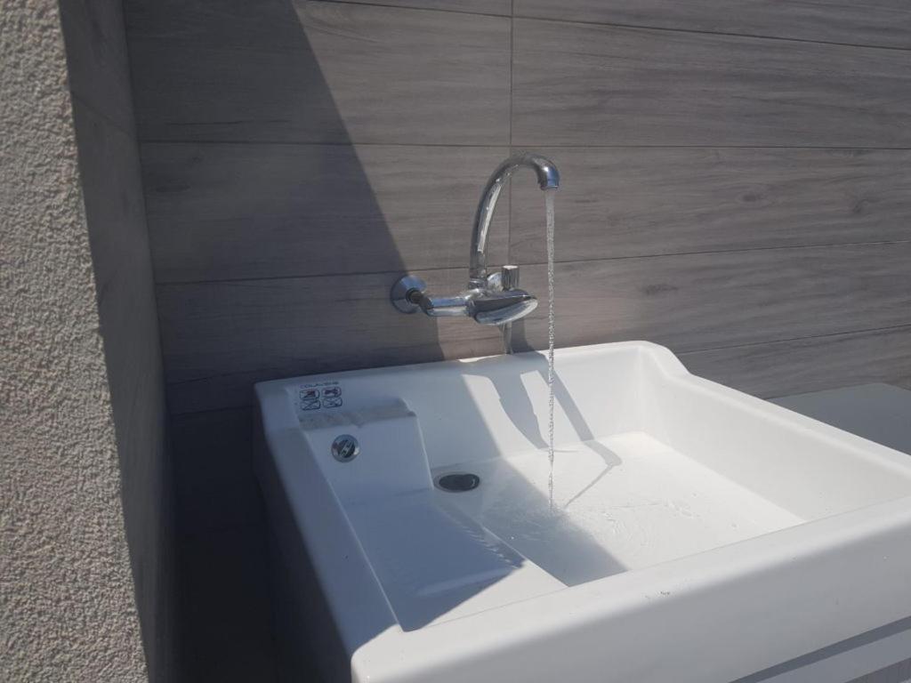 Suite Con Terrazzo Sul Mare E Discesa In Spiaggia A Gallipoli Εξωτερικό φωτογραφία