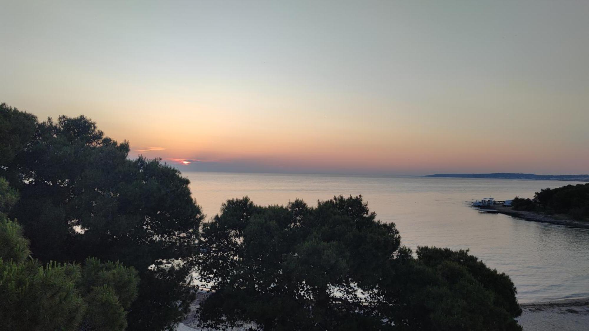 Suite Con Terrazzo Sul Mare E Discesa In Spiaggia A Gallipoli Εξωτερικό φωτογραφία